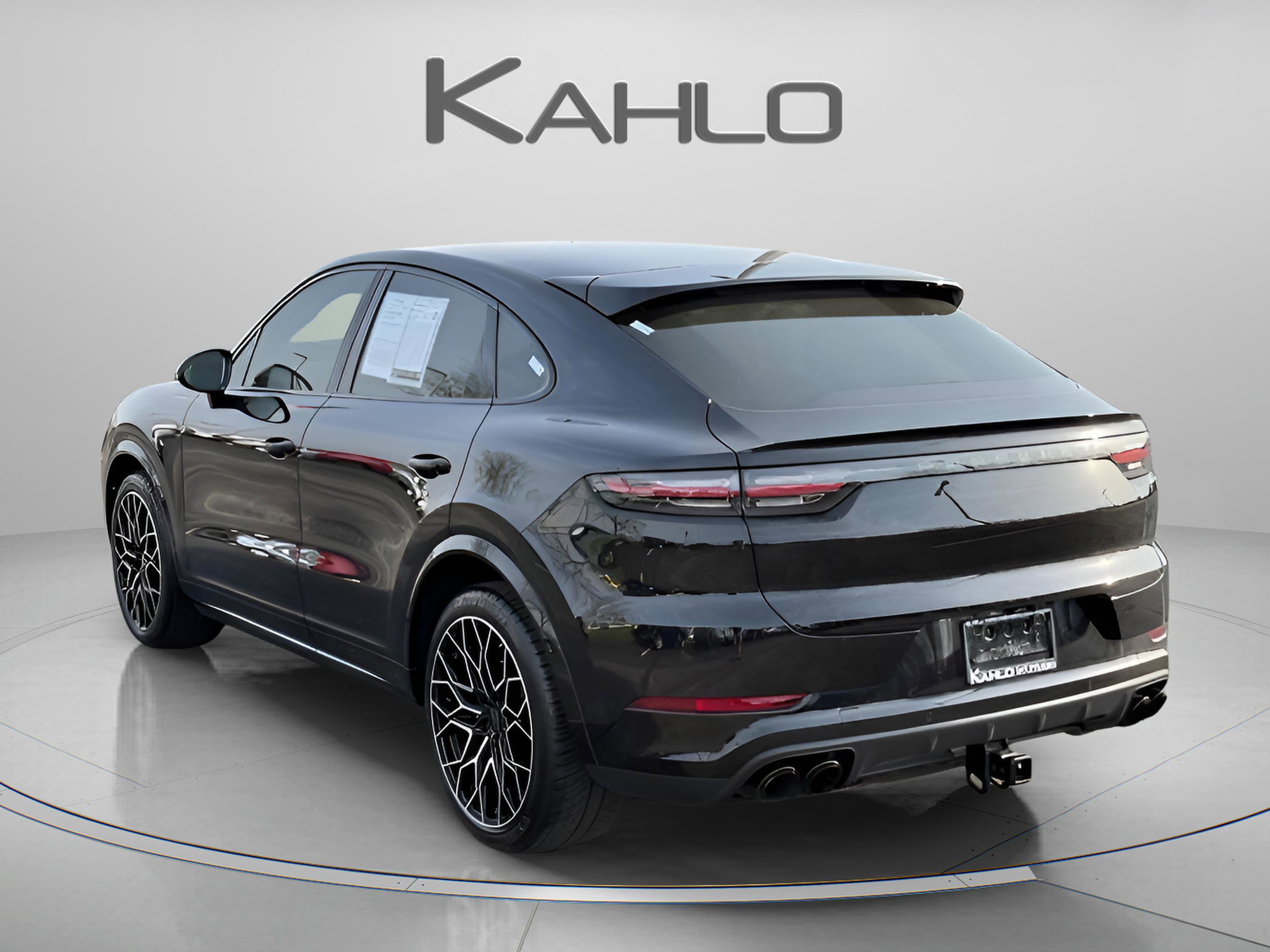 Used 2020 Porsche Cayenne Turbo AWD/4WD image 2
