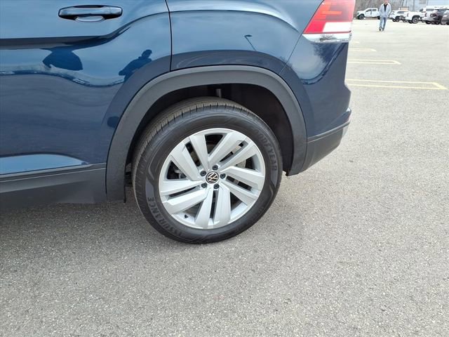 Used 2022 Volkswagen Atlas Cross Sport SE w/ Panoramic Sunroof Package image 5