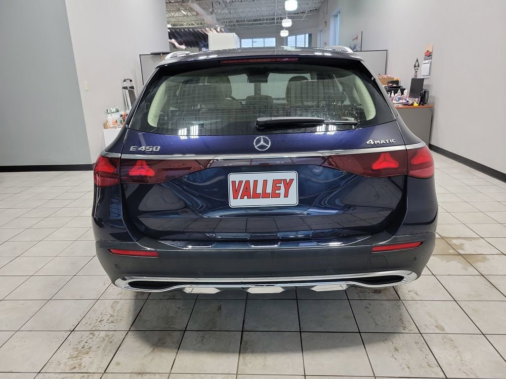 Used 2025 Mercedes-Benz E 450 4MATIC All-Terrain Wagon image 5
