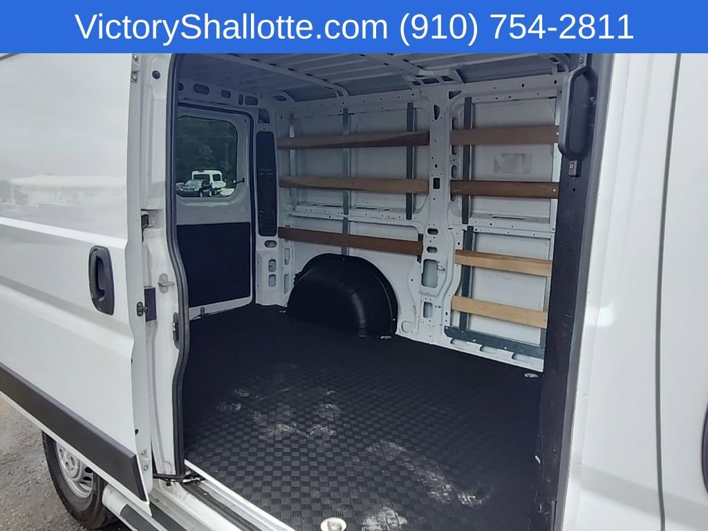 Used 2025 RAM ProMaster 2500 w/ U-Haul Equipment Group FWD image 28