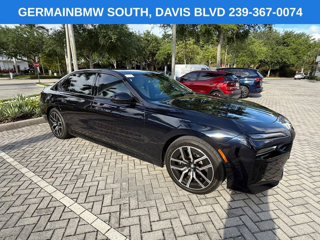 Certified 2025 BMW 760i xDrive w/ Executive Package AWD/4WD image 11