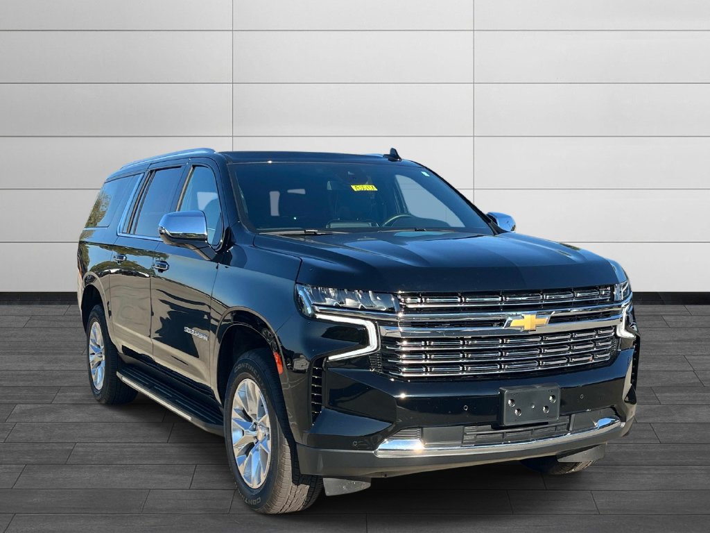 Used 2024 Chevrolet Suburban Premier AWD/4WD image 7