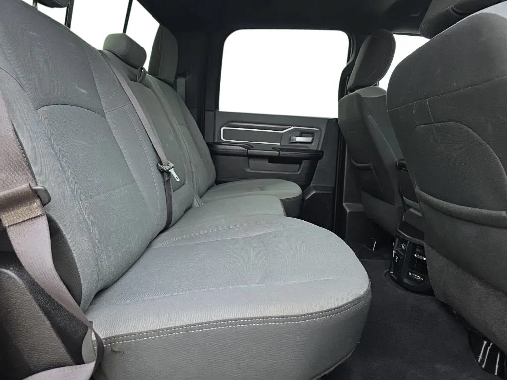 Used 2021 RAM 3500 Big Horn w/ Level 2 Equipment Group AWD/4WD image 19