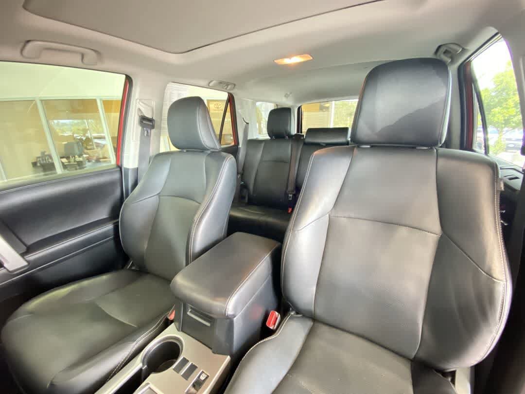 Used 2022 Toyota 4Runner Limited AWD/4WD image 14
