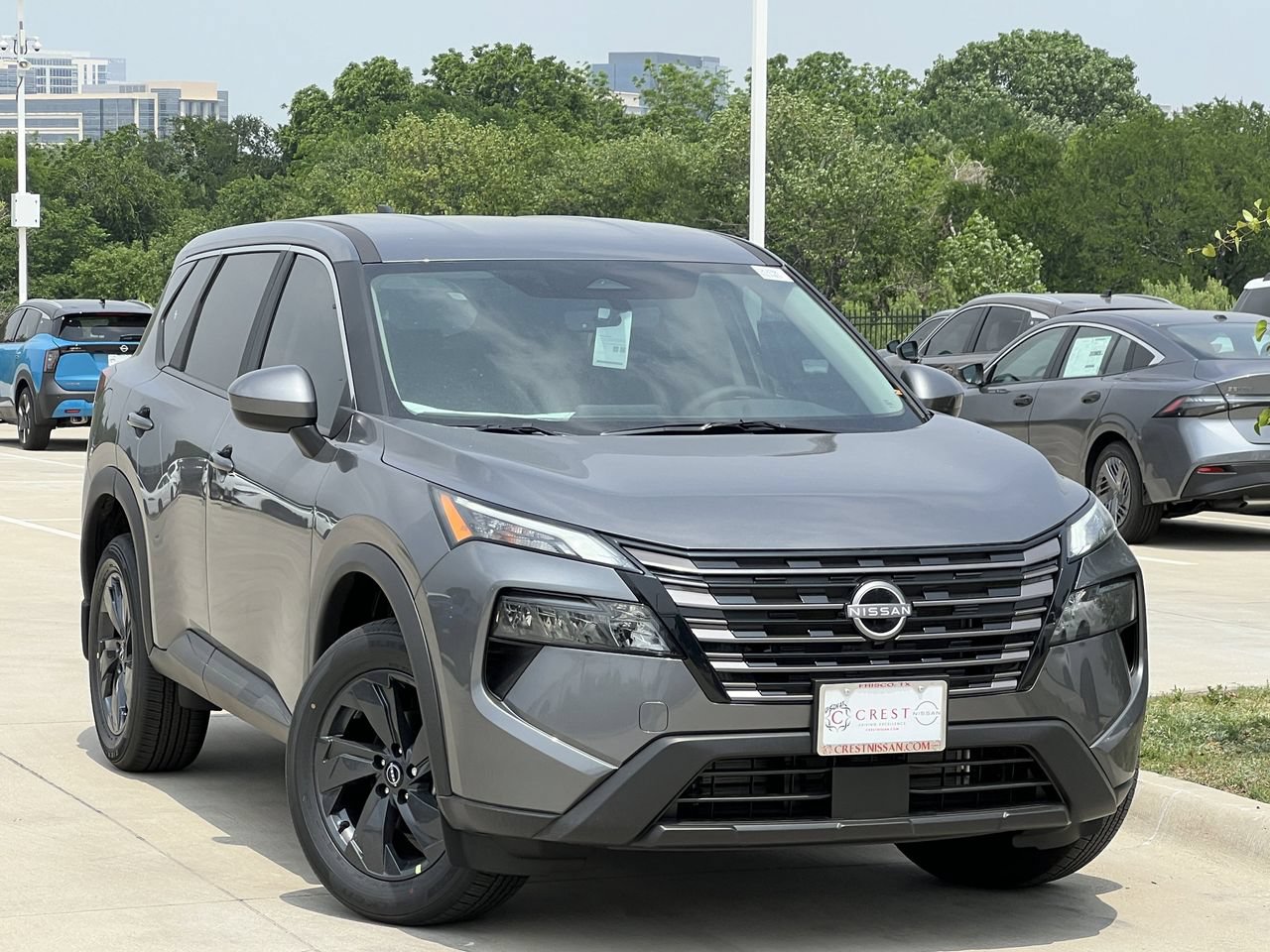 New 2026 Nissan Rogue SV FWD image 2