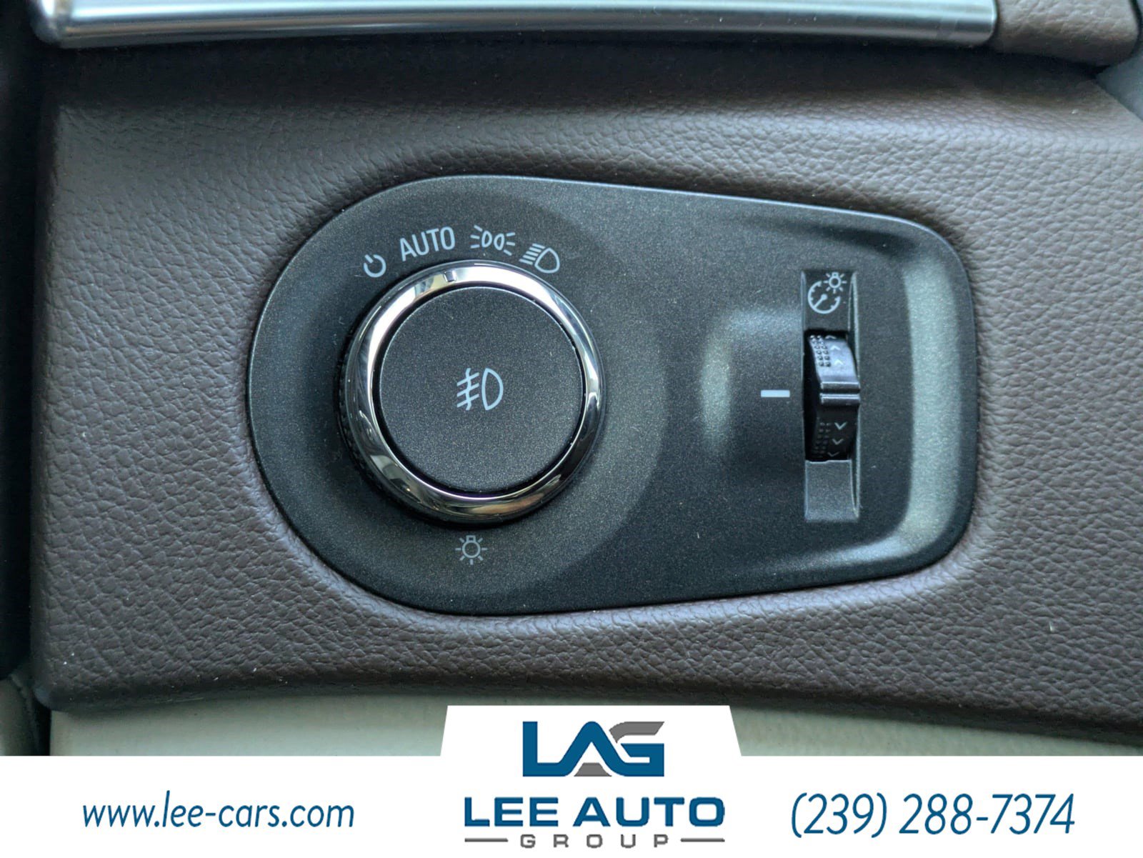 Used 2014 Cadillac SRX Performance w/ Driver Awareness Package image 22