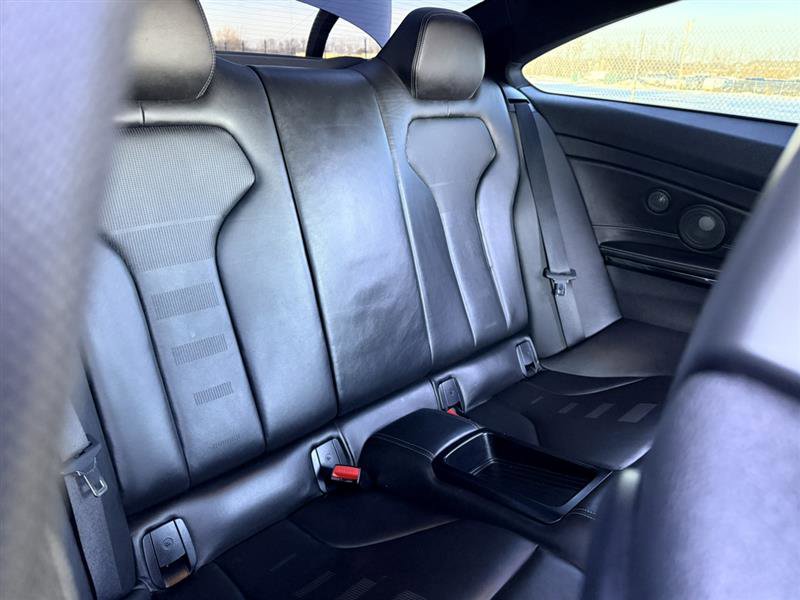 Used 2016 BMW M4 Coupe image 15