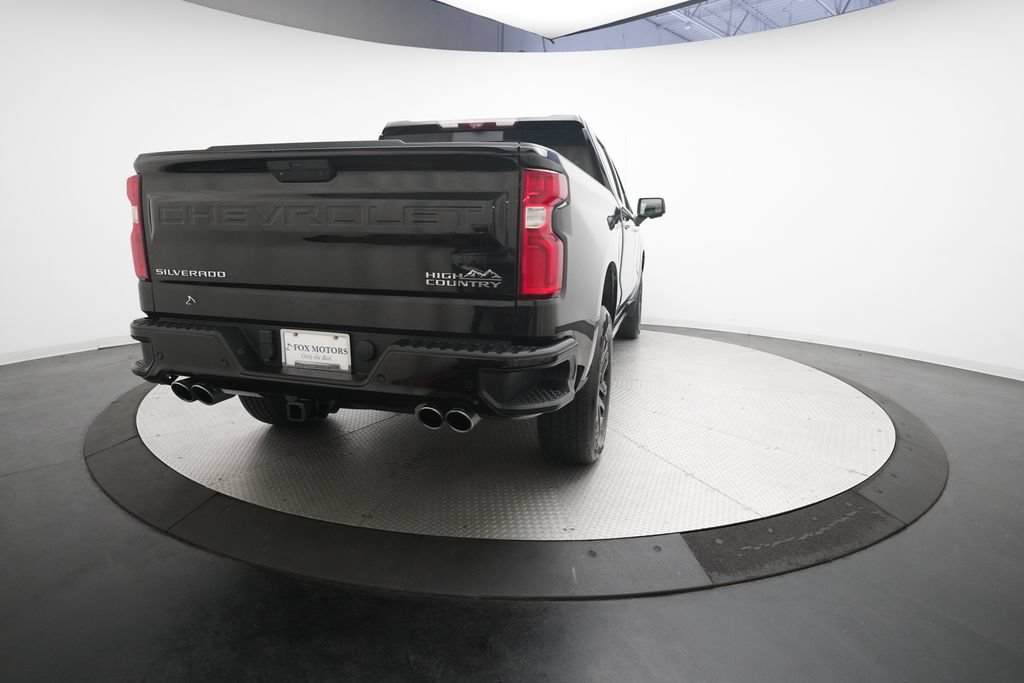Used 2021 Chevrolet Silverado 1500 High Country w/ Technology Package AWD/4WD image 13