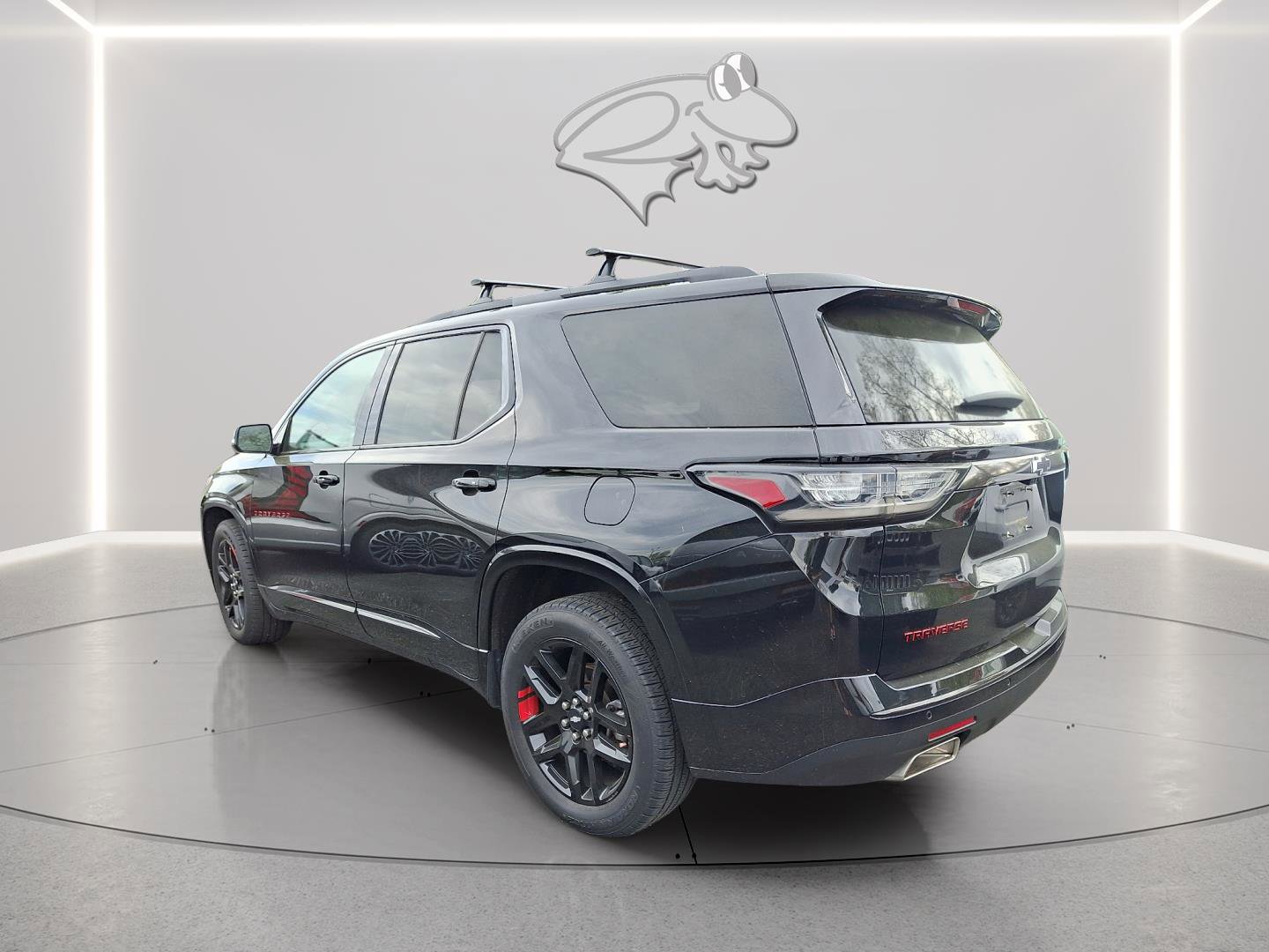 Used 2019 Chevrolet Traverse Premier w/ Redline Edition image 2