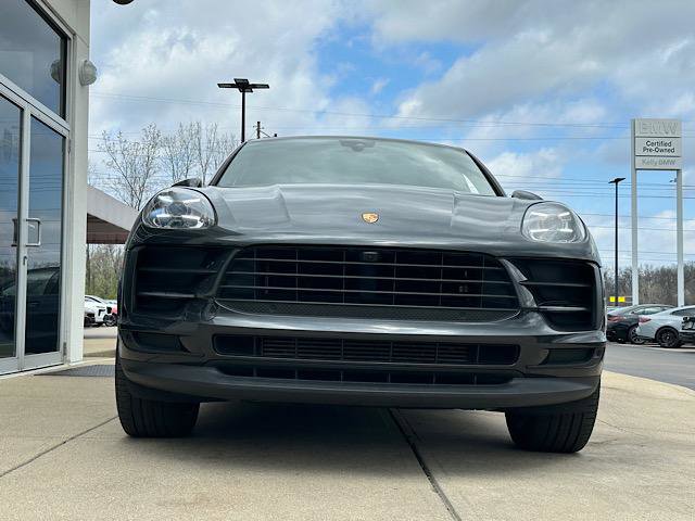 Used 2021 Porsche Macan image 2