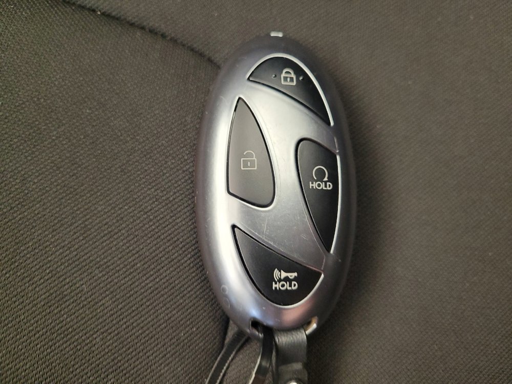 Used 2025 Hyundai Elantra Sport image 32