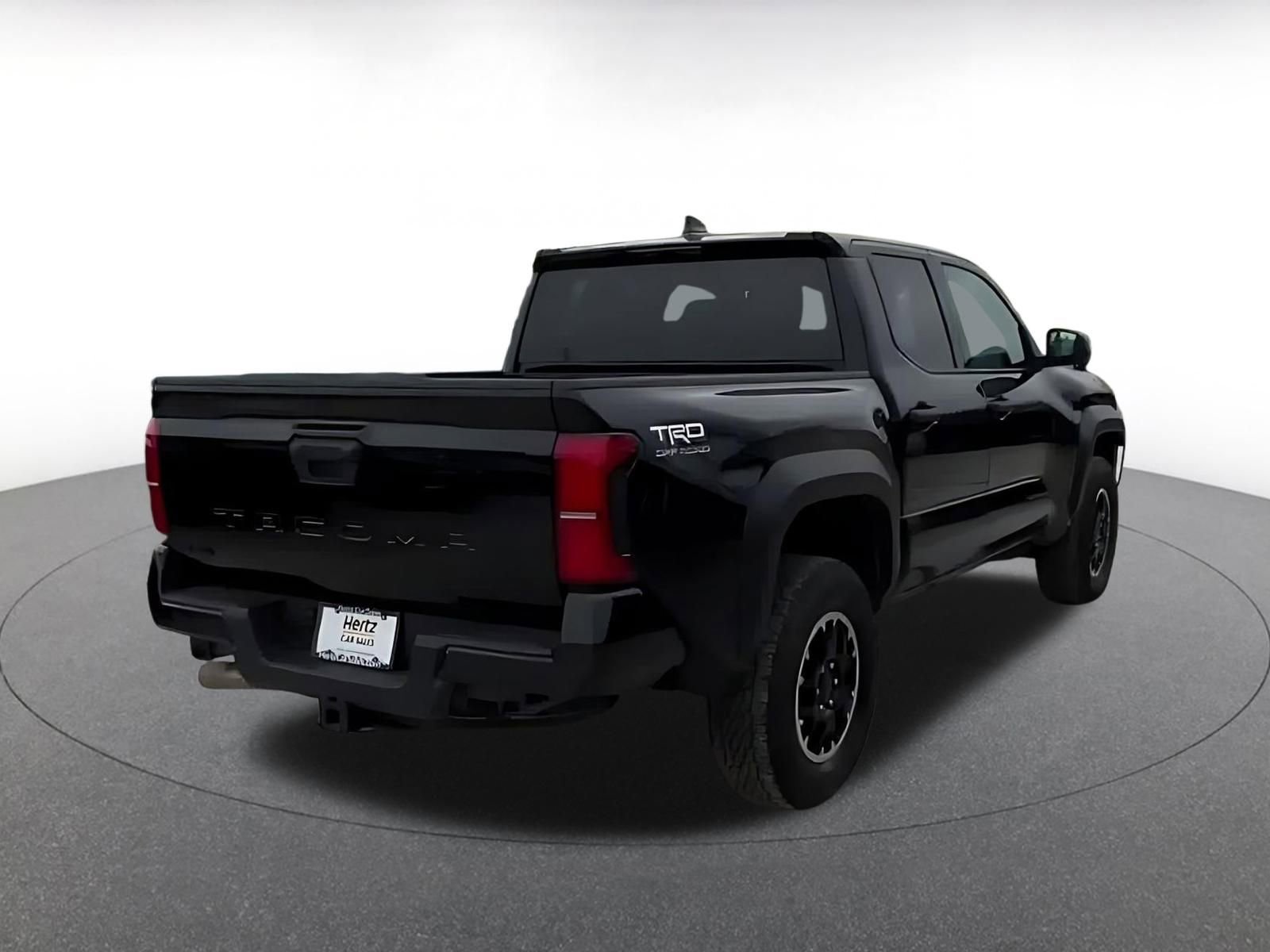 Used 2025 Toyota Tacoma SR image 11