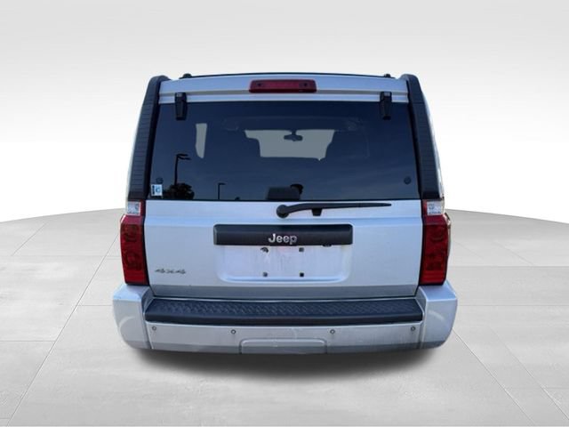 Used 2008 Jeep Commander Sport AWD/4WD image 8
