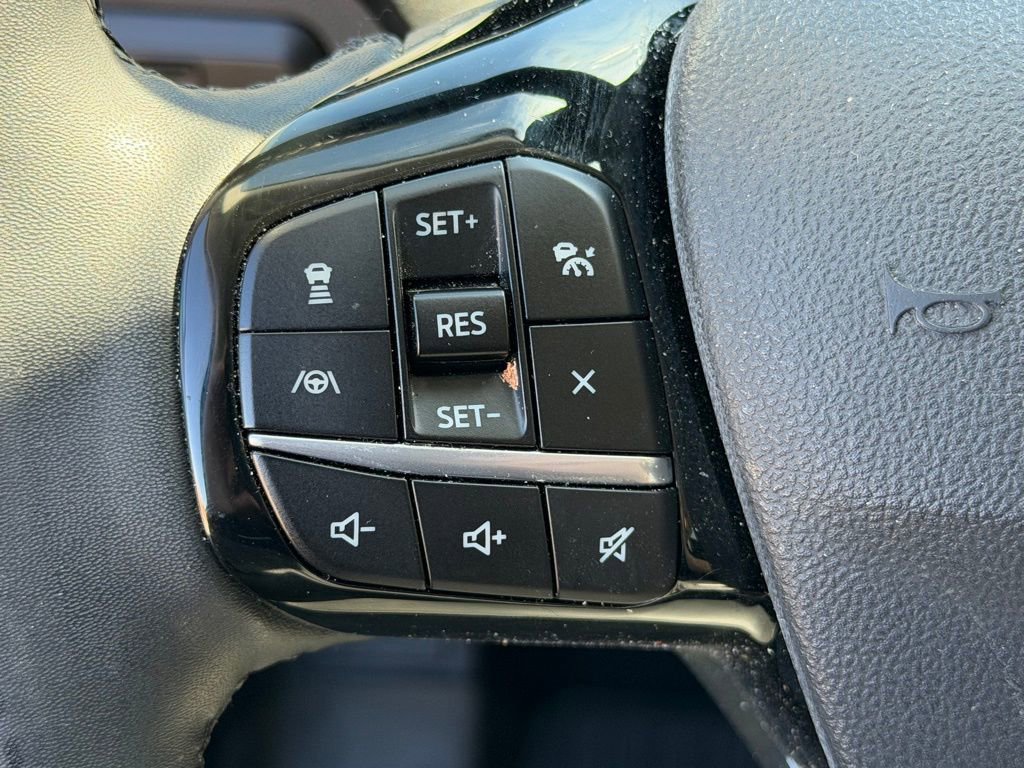 Used 2022 Ford Escape Titanium w/ Class II Trailer Tow Package image 16