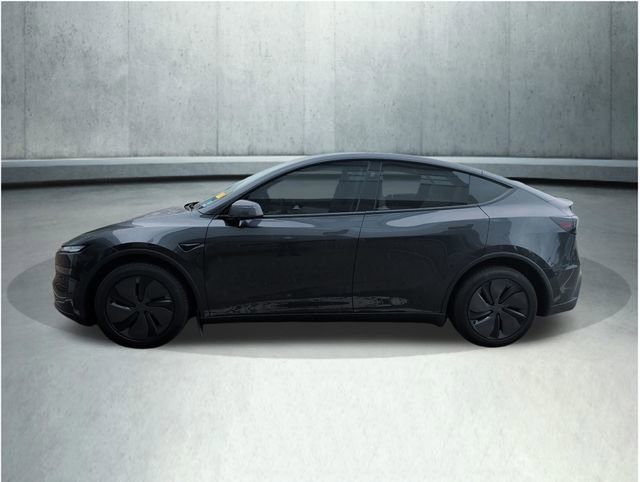 Used 2026 Tesla Model Y AWD image 2