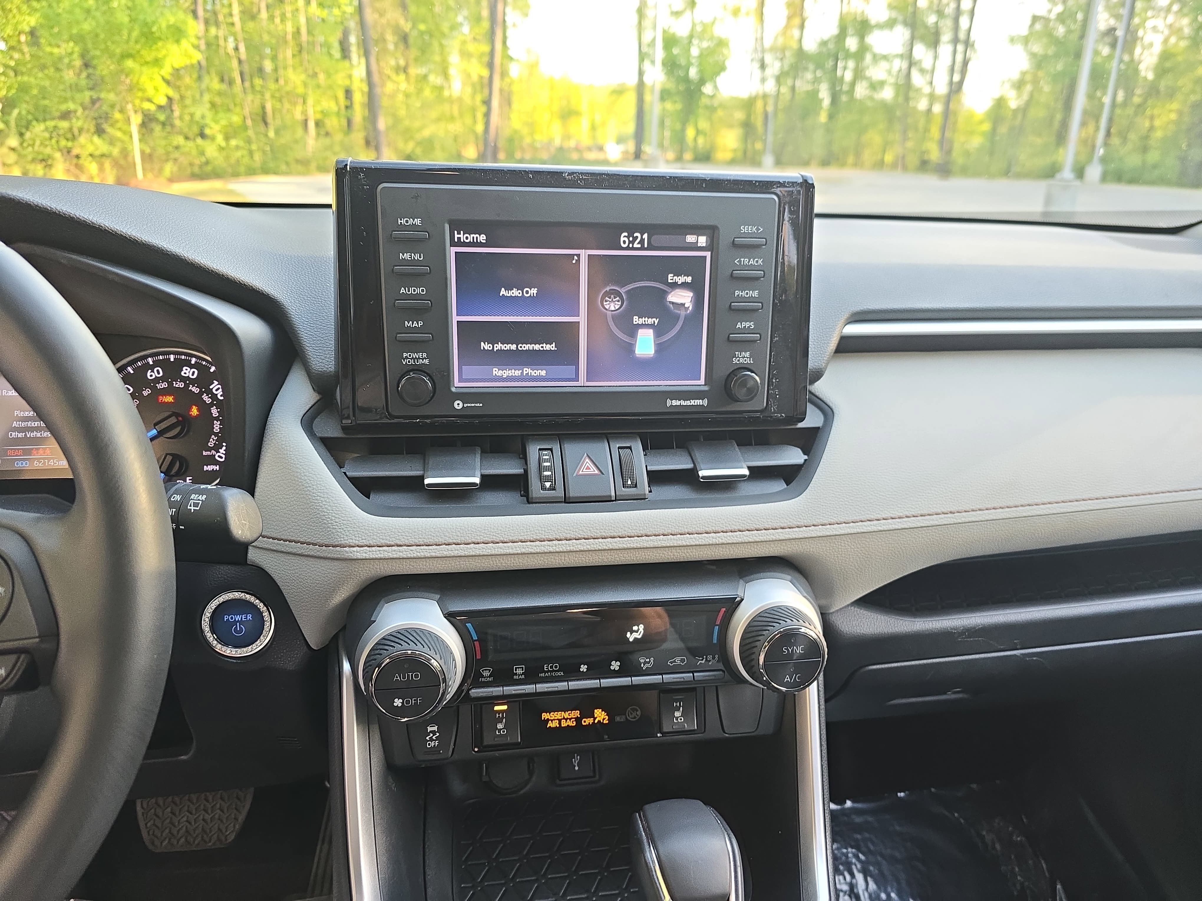Used 2022 Toyota RAV4 XLE Premium image 22