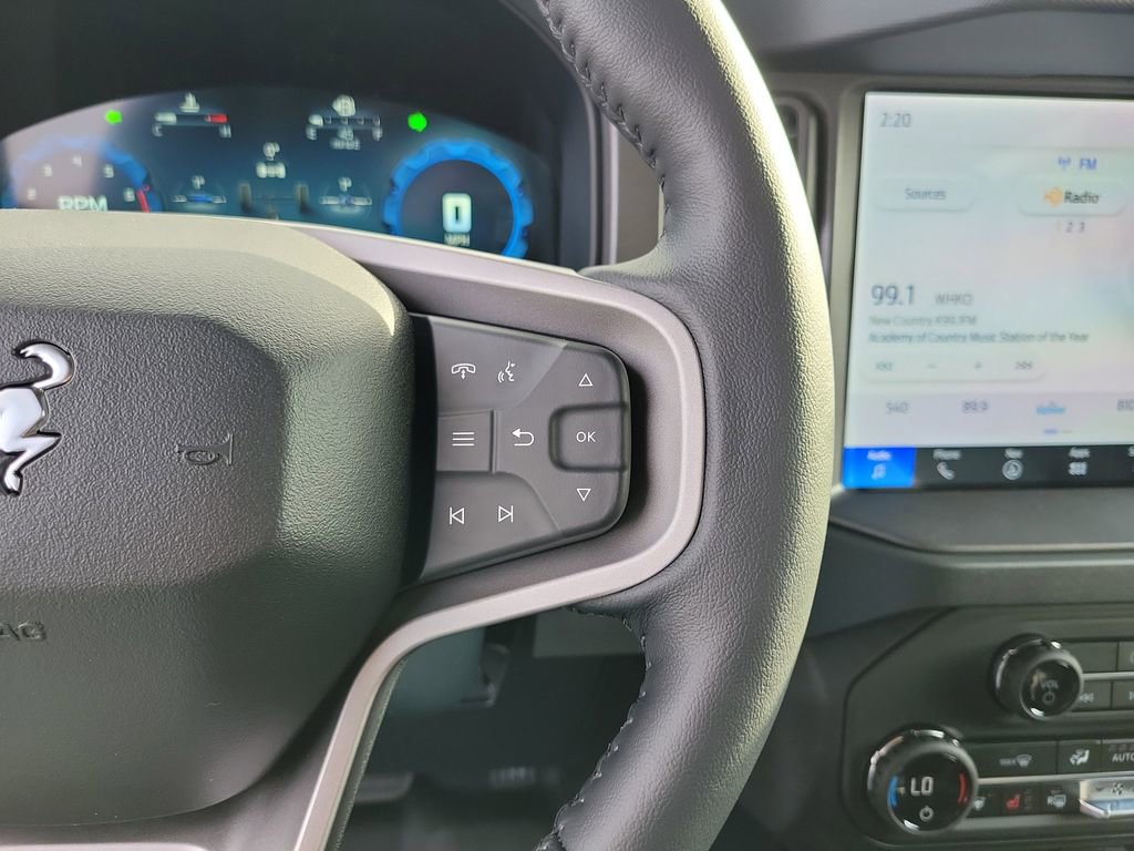 New 2025 Ford Bronco Badlands image 24