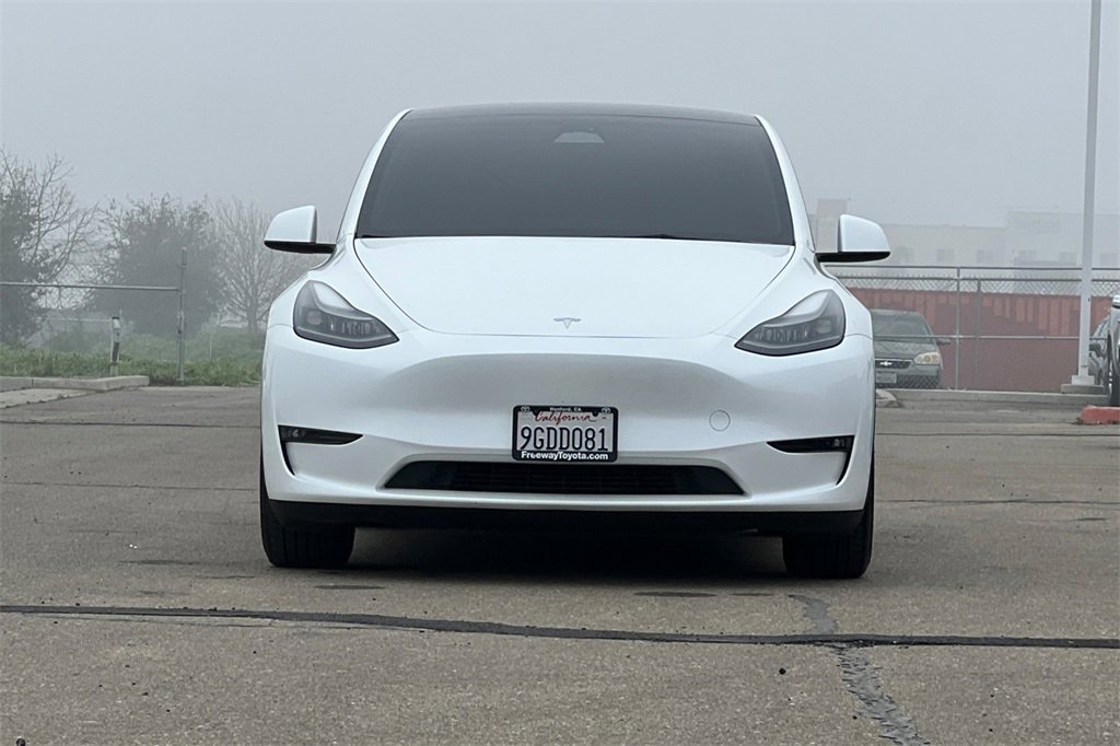 Used 2023 Tesla Model Y Performance image 11