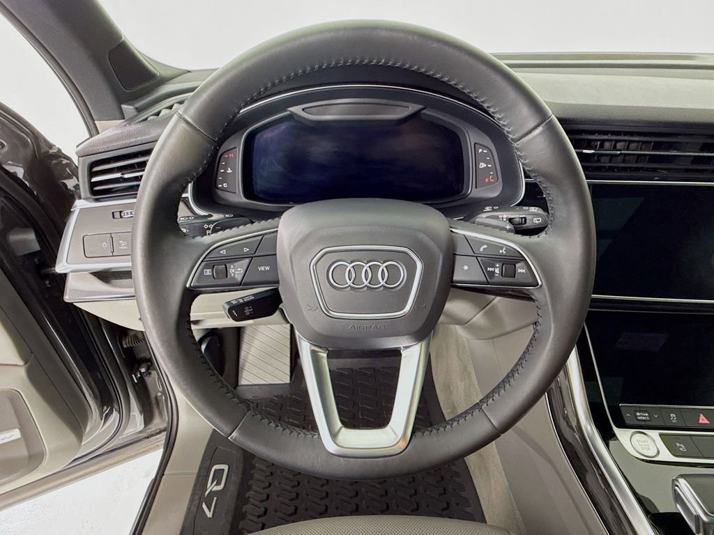 Used 2020 Audi Q7 2.0T Premium Plus w/ Premium Plus Package image 15