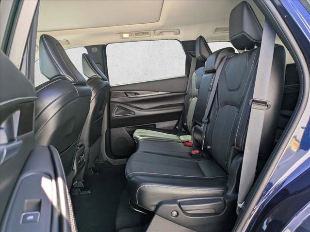 Used 2022 INFINITI QX60 Sensory w/ Vision Package image 19