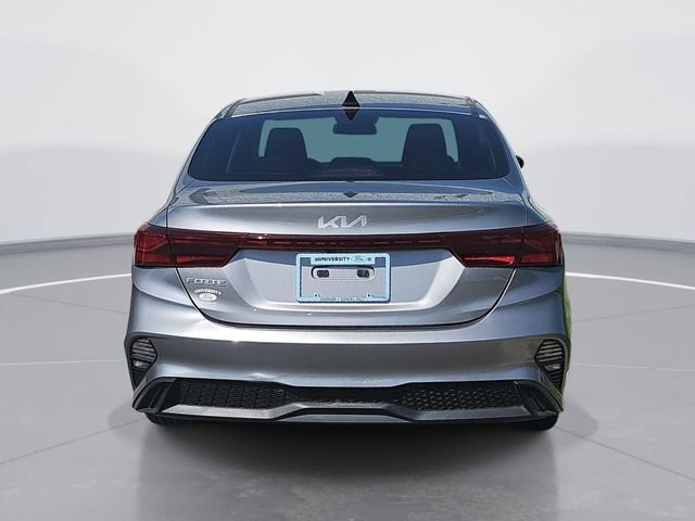 Used 2024 Kia Forte LXS FWD image 4
