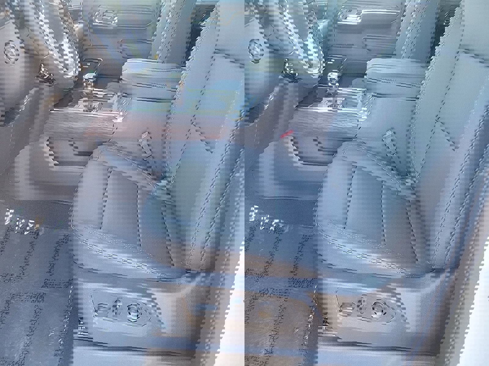 New 2026 GMC Sierra 1500 SLT image 20