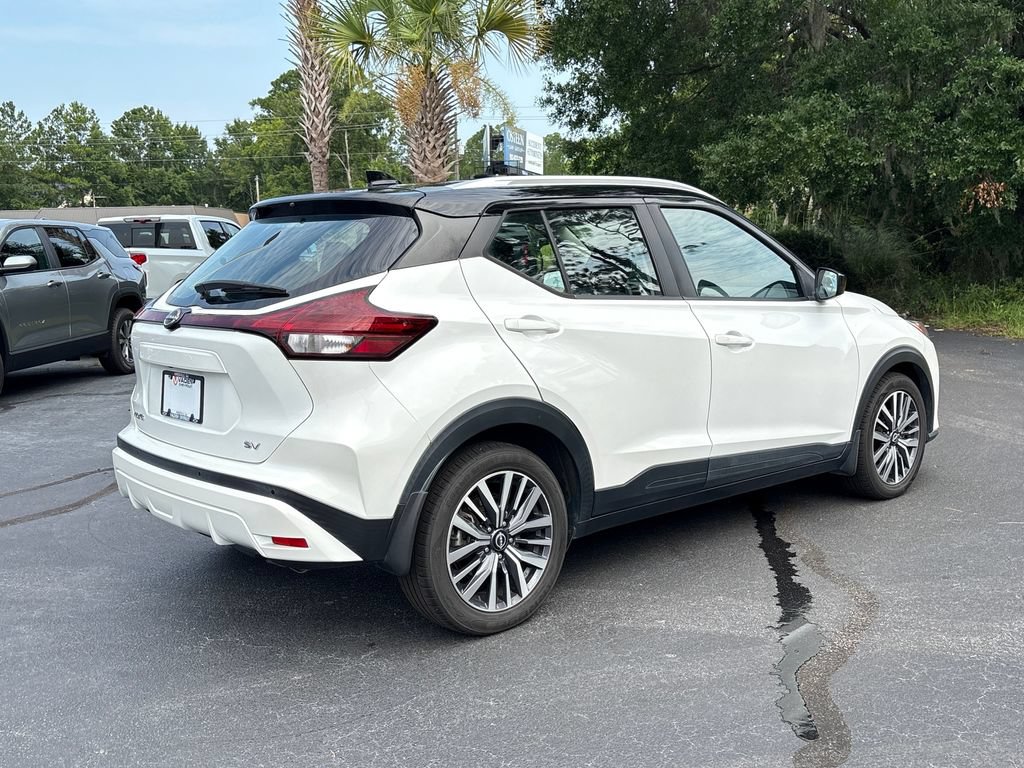 Used 2022 Nissan Kicks SV FWD image 23