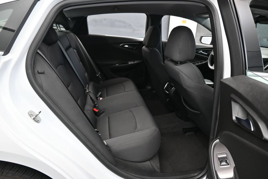 Used 2024 Chevrolet Malibu LT FWD image 33