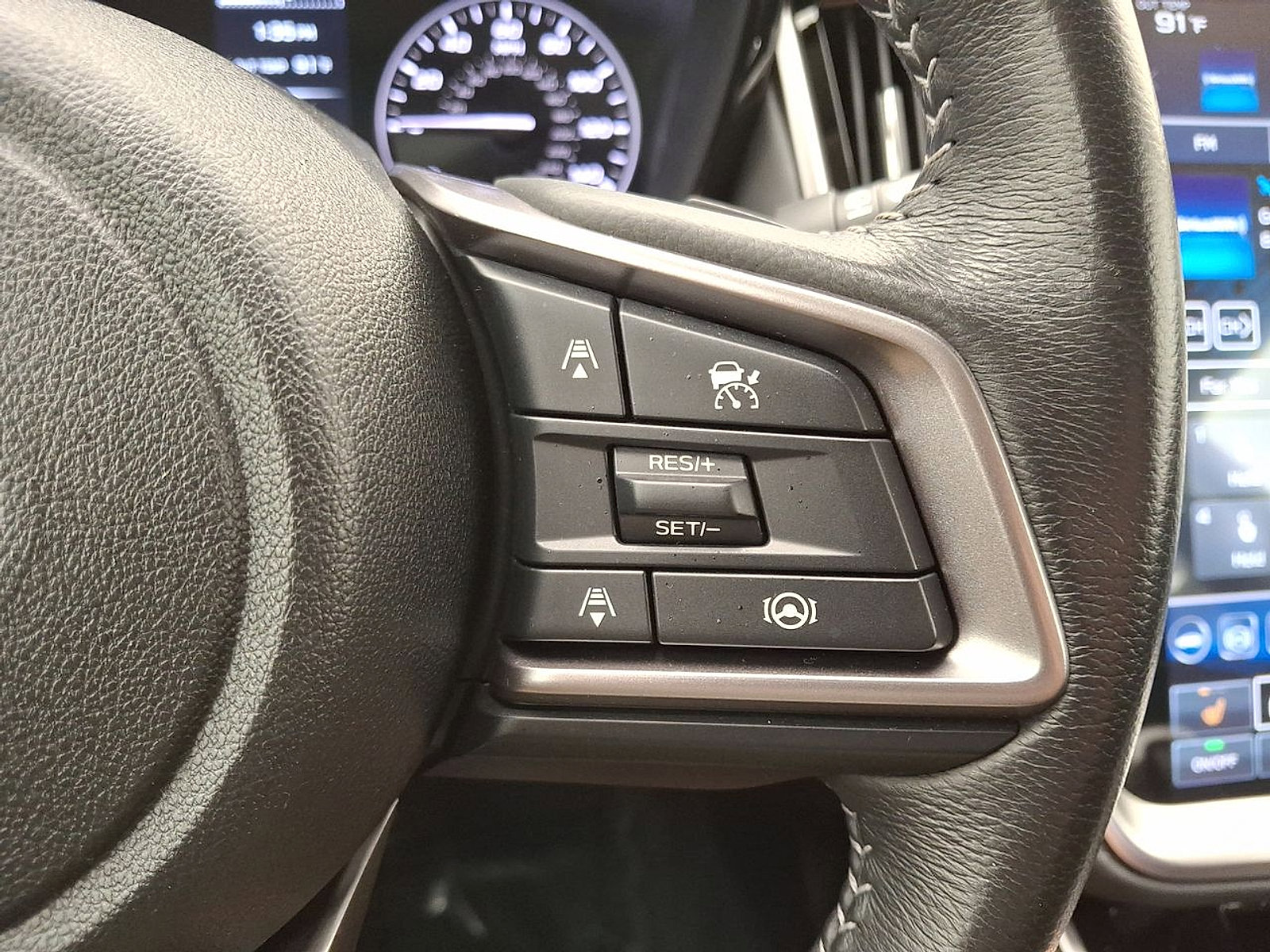 Used 2024 Subaru Outback Premium image 18