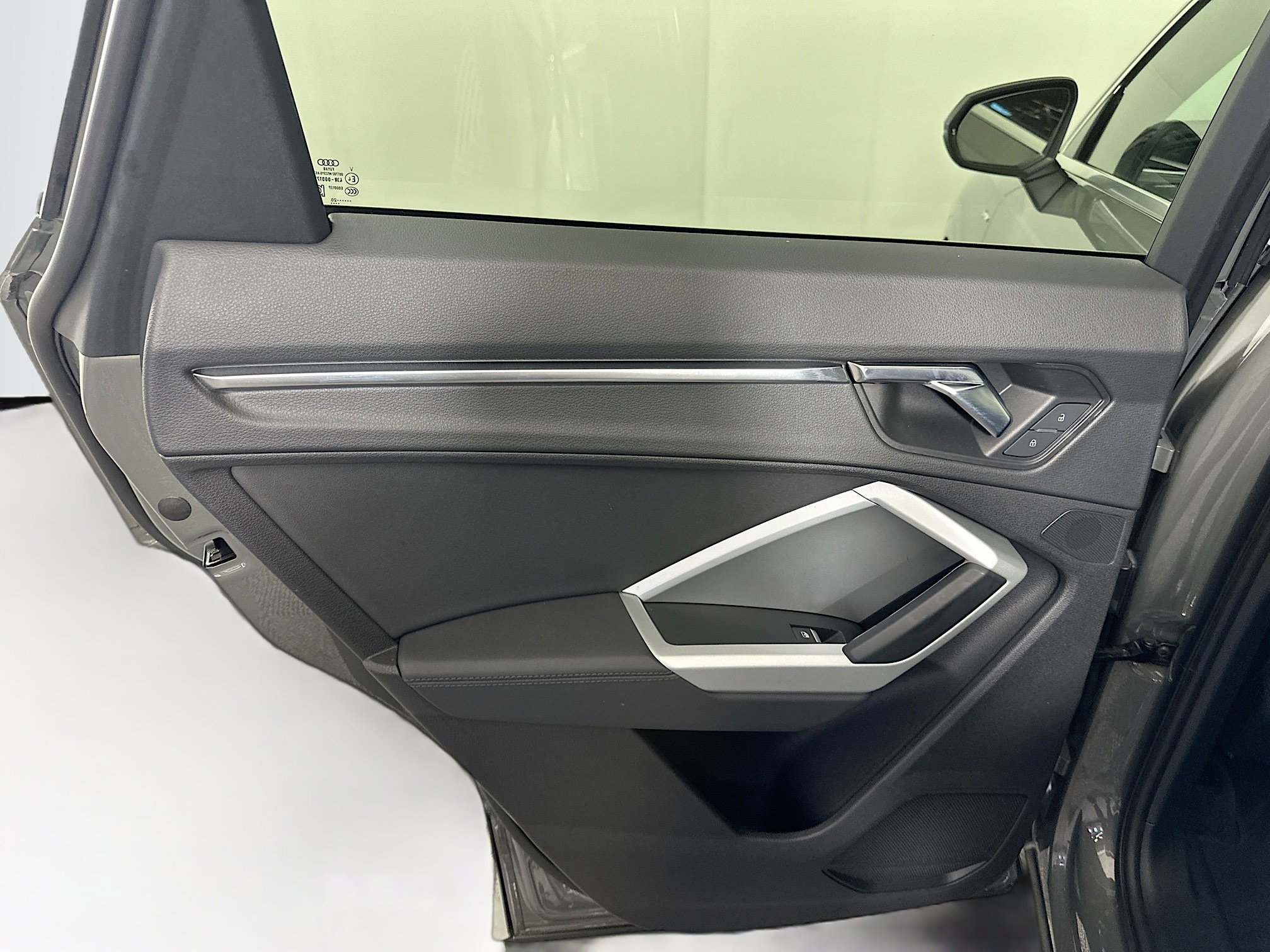 Used 2021 Audi Q3 2.0T Premium w/ Convenience Package image 26