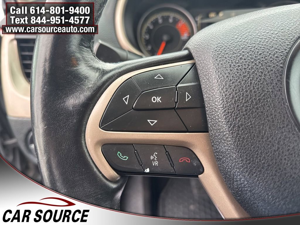 Used 2016 Jeep Cherokee Sport w/ Cold Weather Group image 20