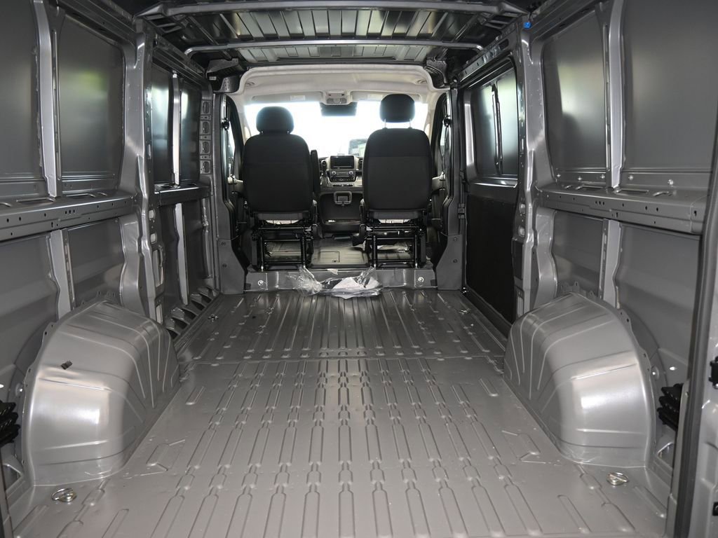 Used 2025 RAM ProMaster 1500 FWD image 26