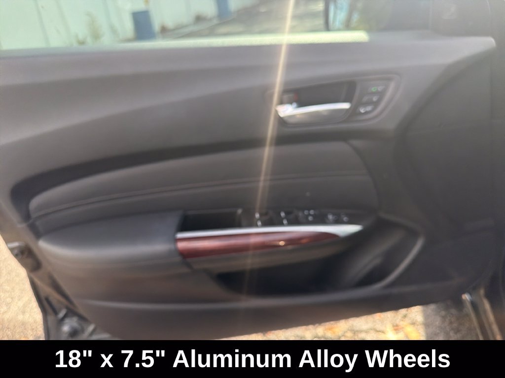 Used 2015 Acura TLX w/ Technology Package FWD image 11