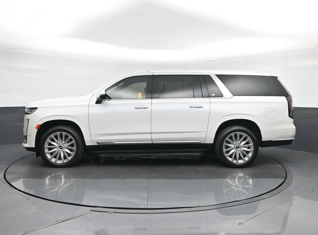 Used 2024 Cadillac Escalade ESV Premium Luxury w/ LPO, Floor Liner Package AWD/4WD image 4