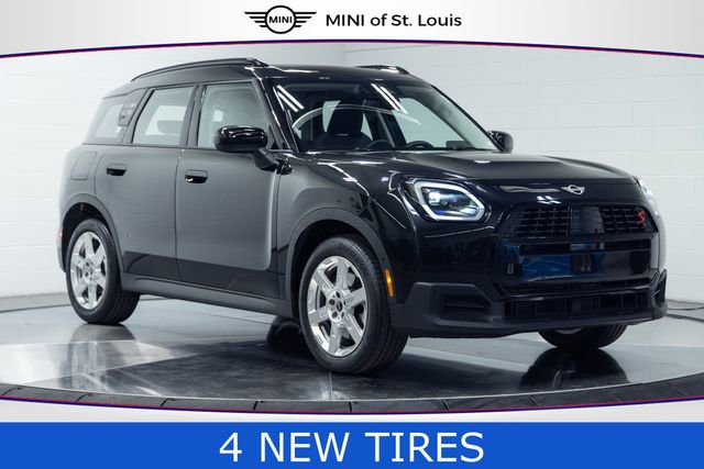 Used 2025 MINI Cooper Countryman S image 1