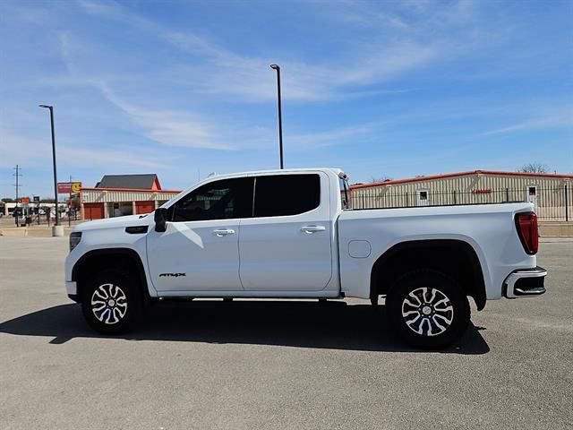 Used 2023 GMC Sierra 1500 AT4X image 2