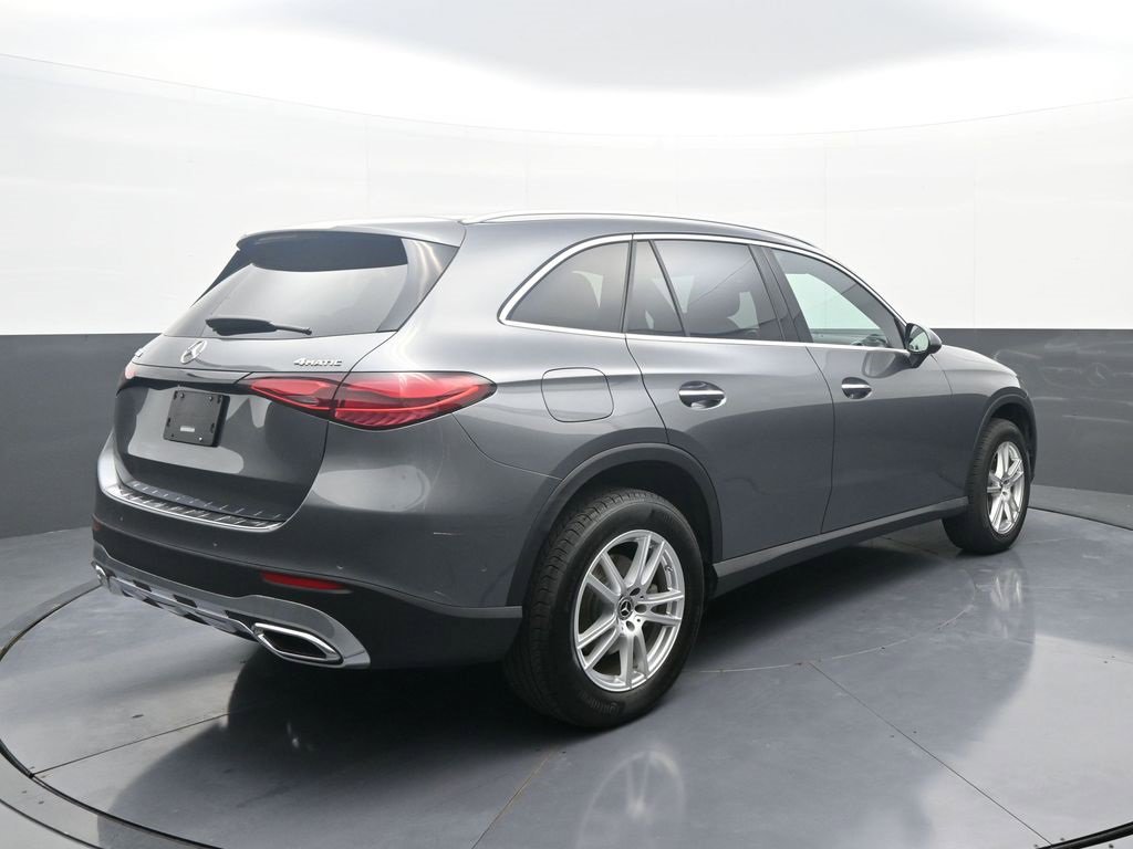 Used 2023 Mercedes-Benz GLC 300 4MATIC image 7