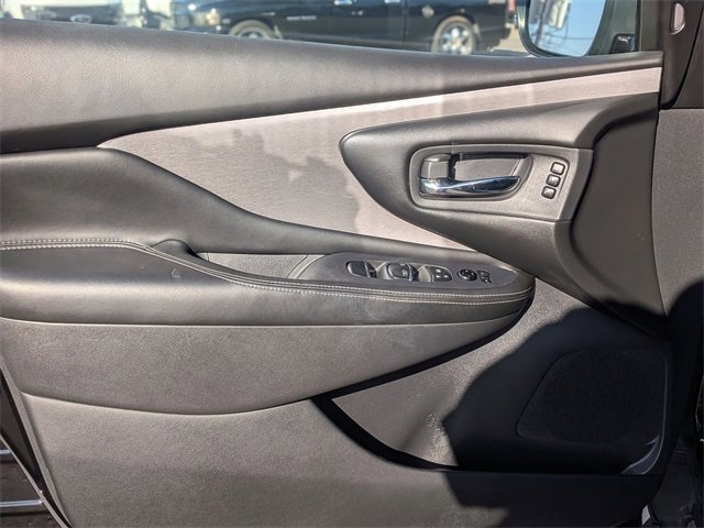 Used 2023 Nissan Murano SL image 12