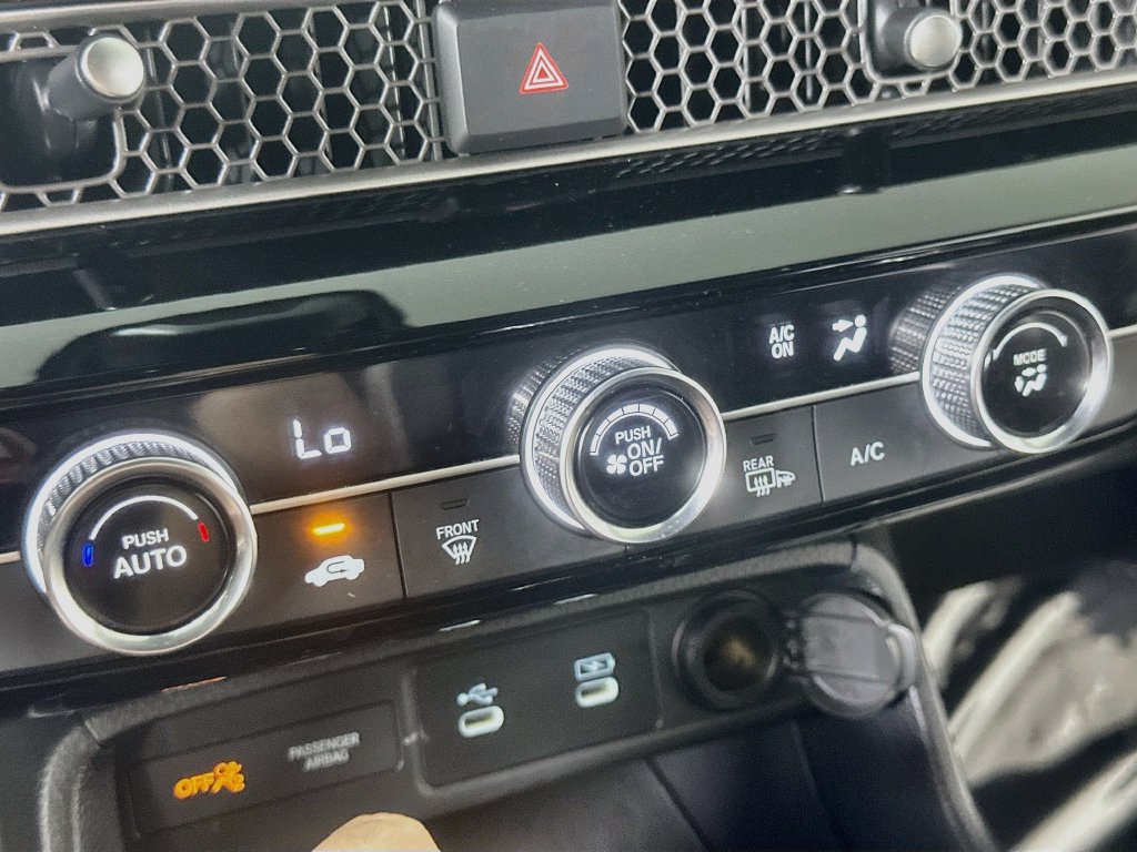 Used 2025 Honda Civic Sport image 28