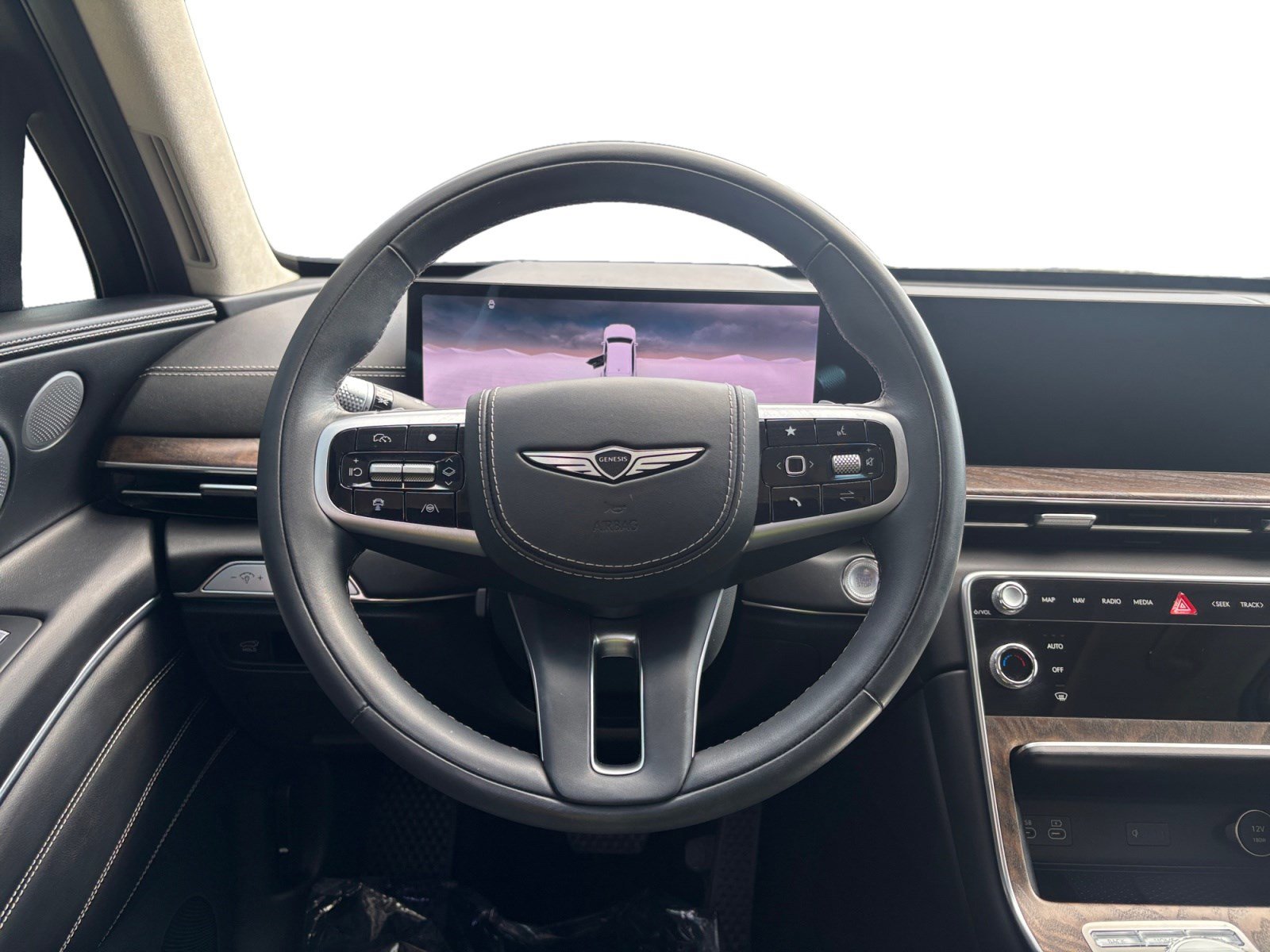 Used 2025 Genesis GV80 3.5T Prestige image 12