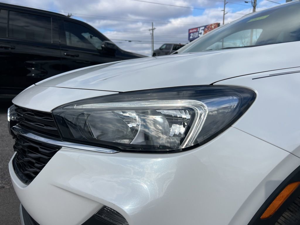 Used 2020 Buick Encore GX Select image 10