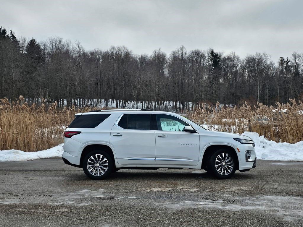 Certified 2023 Chevrolet Traverse Premier AWD/4WD image 3