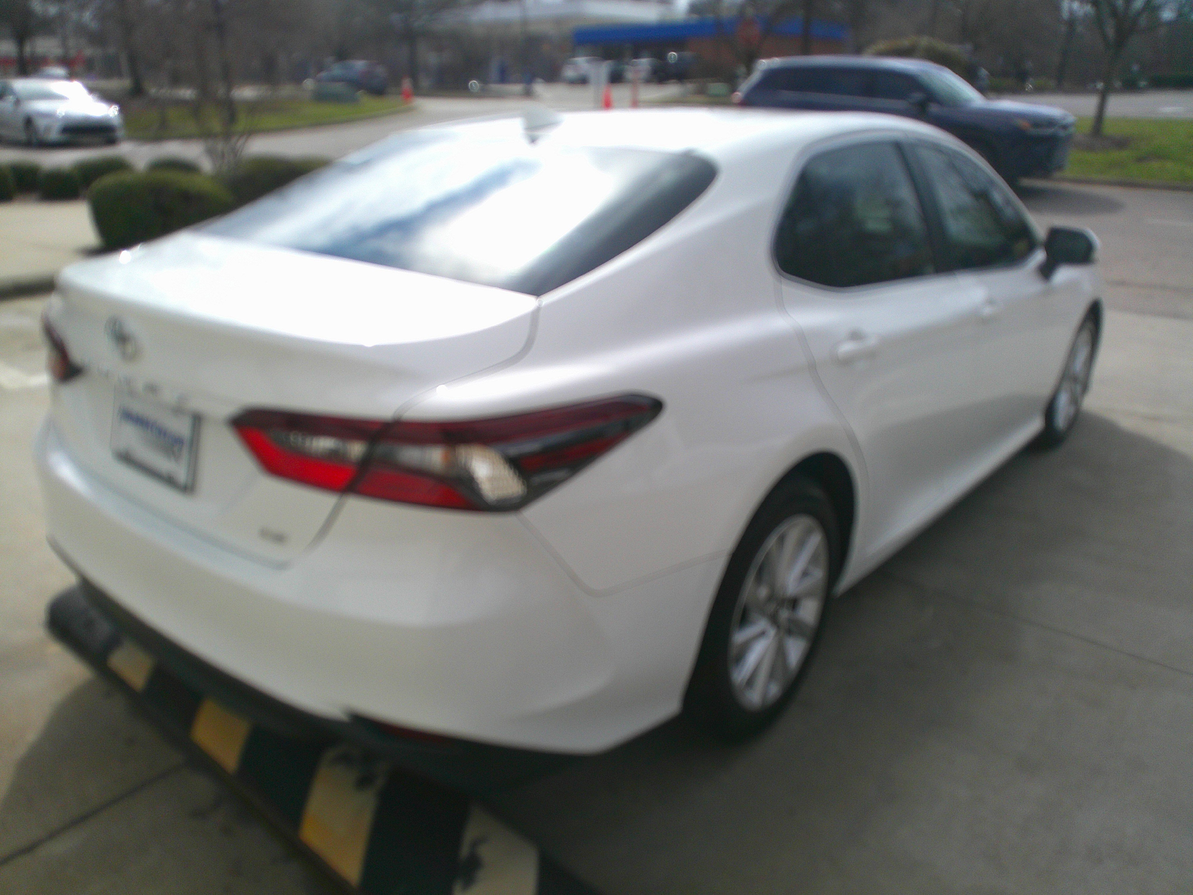 Used 2023 Toyota Camry LE image 12