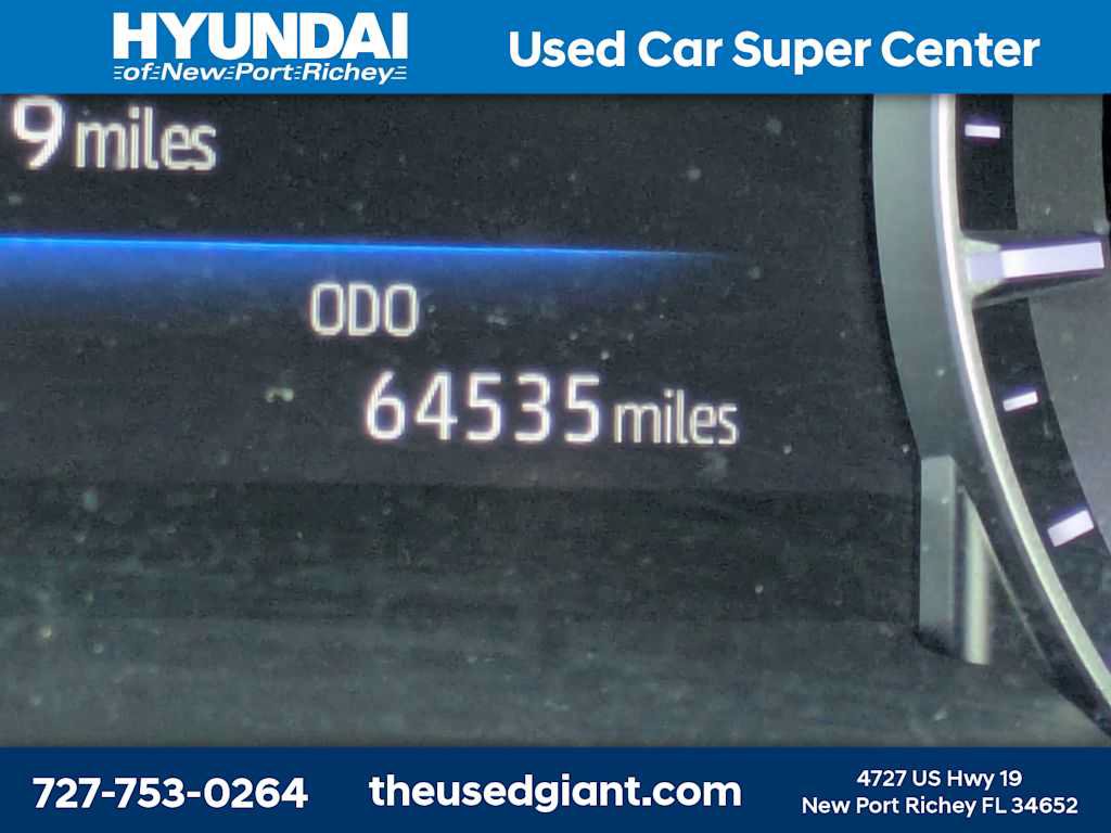 Used 2021 Toyota Highlander XLE AWD/4WD image 42