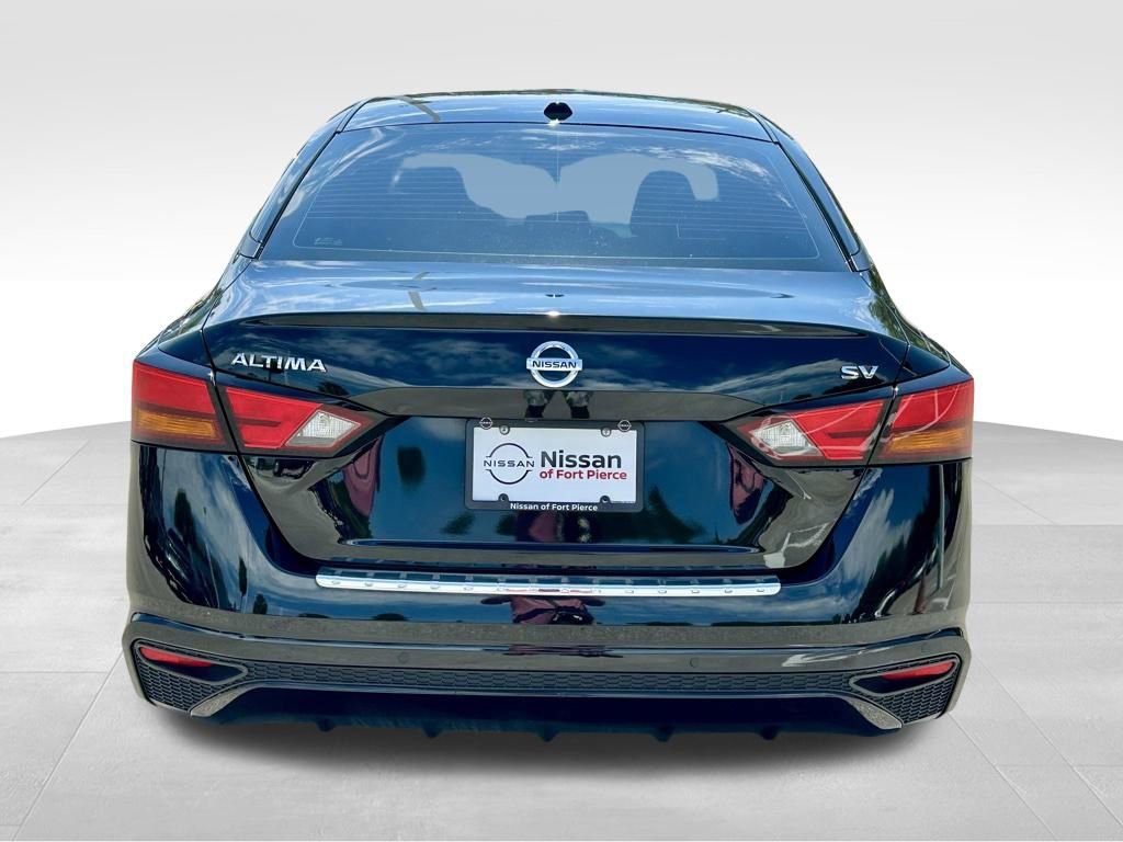 Used 2022 Nissan Altima 2.5 SV FWD image 7