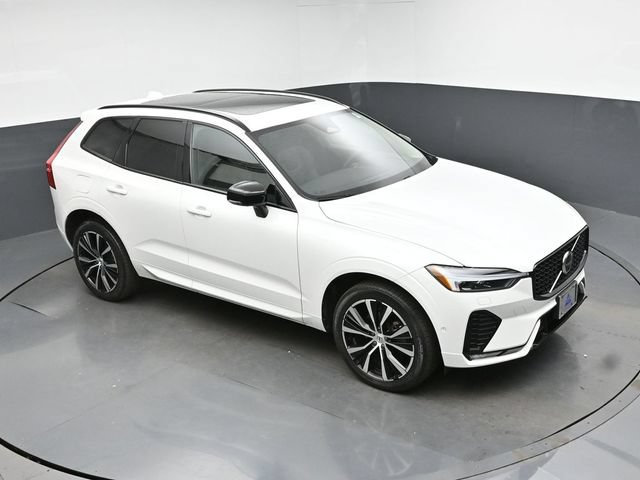Used 2024 Volvo XC60 B5 Plus w/ Protection Package Premier AWD/4WD image 39