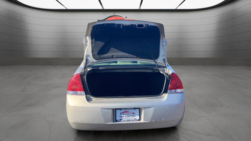 Used 2011 Chevrolet Impala LT w/ Luxury Edition Package image 25