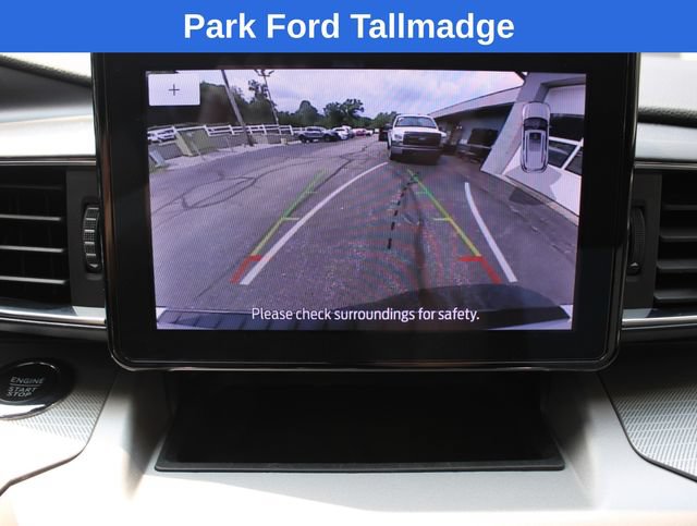 Used 2023 Ford Explorer XLT w/ Equipment Group 202A AWD/4WD image 19