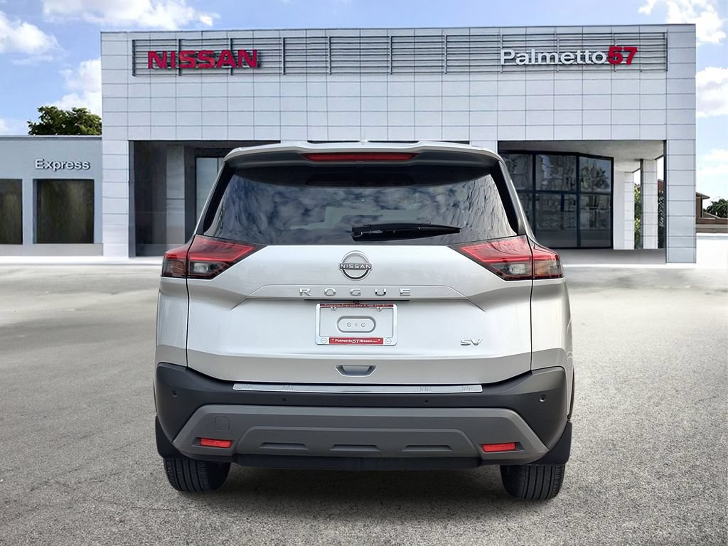 Certified 2023 Nissan Rogue SV FWD image 5