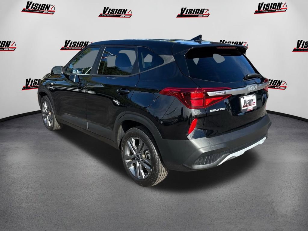 Certified 2023 Kia Seltos LX image 7